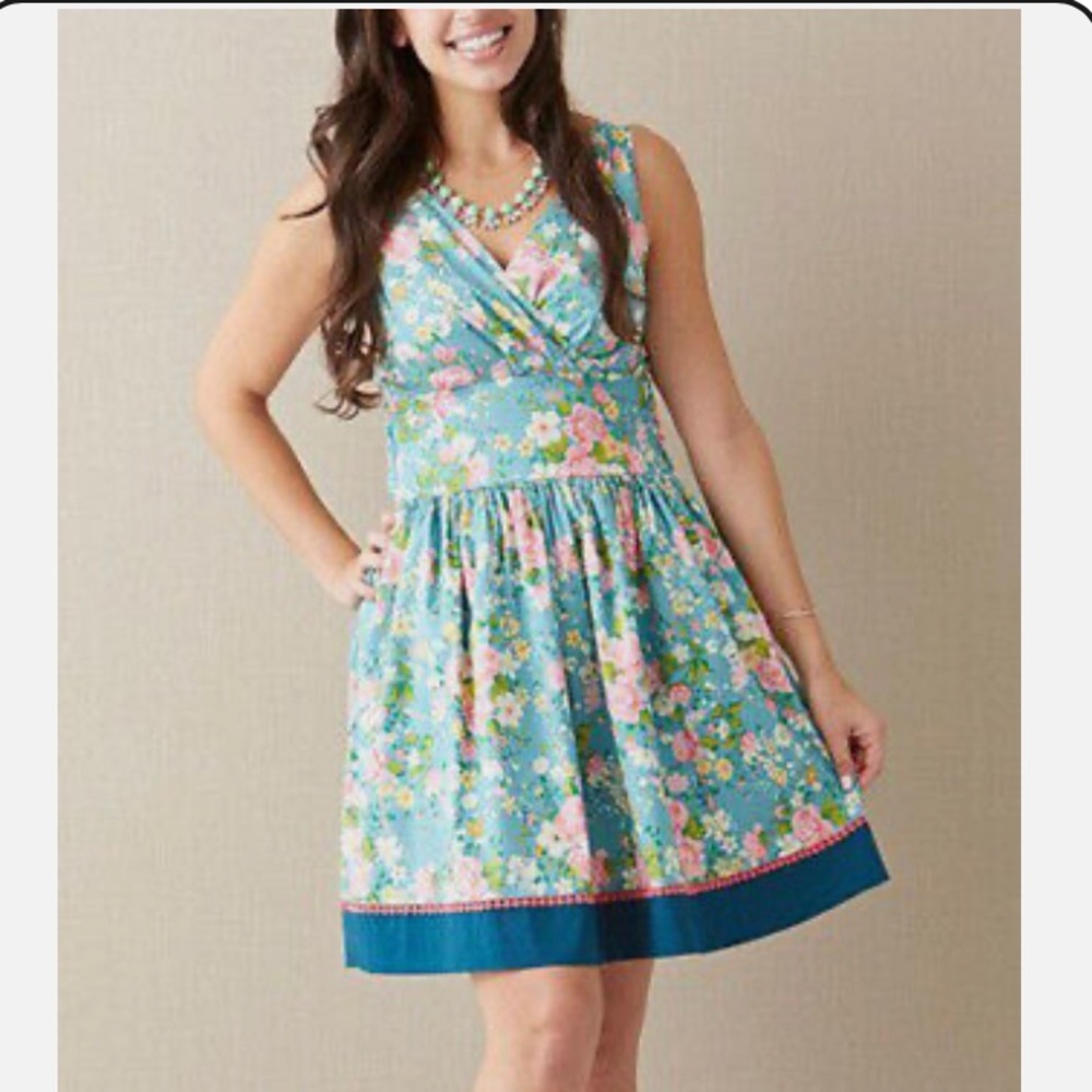 Matilda Jane floral dress with pockets size XL